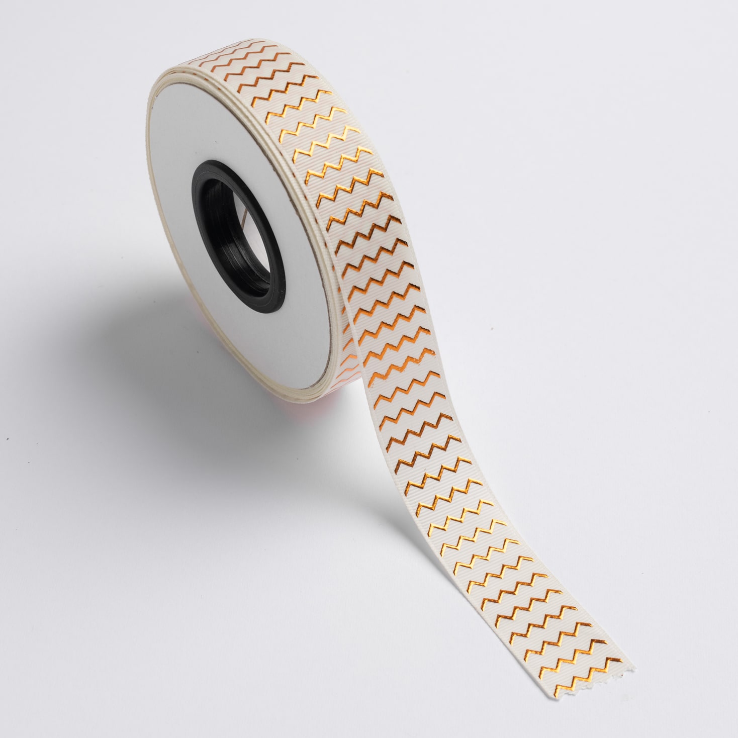 Kyriacou - Κορδέλα Gros Ανάγλυφη Μεταλλική, Μια Όψη 25mmX25M, Ivory / Rust JGROXSM1ZZ-X25X25-0286XX