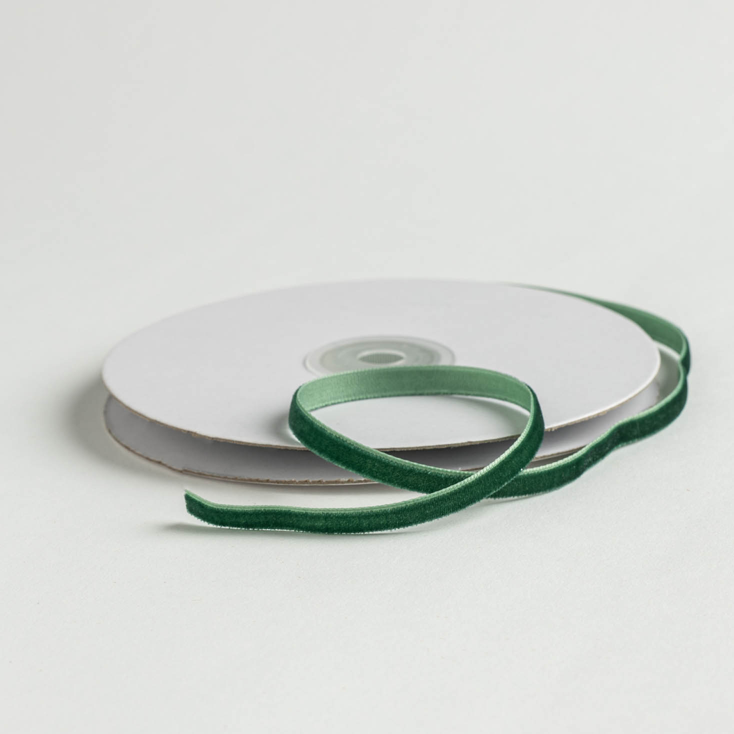 Kyriacou - Κορδέλα Βελούδο Με Ουγιά, 7mmX10M, Green Dark JVEL10XX-XXXXX7-65XXXX