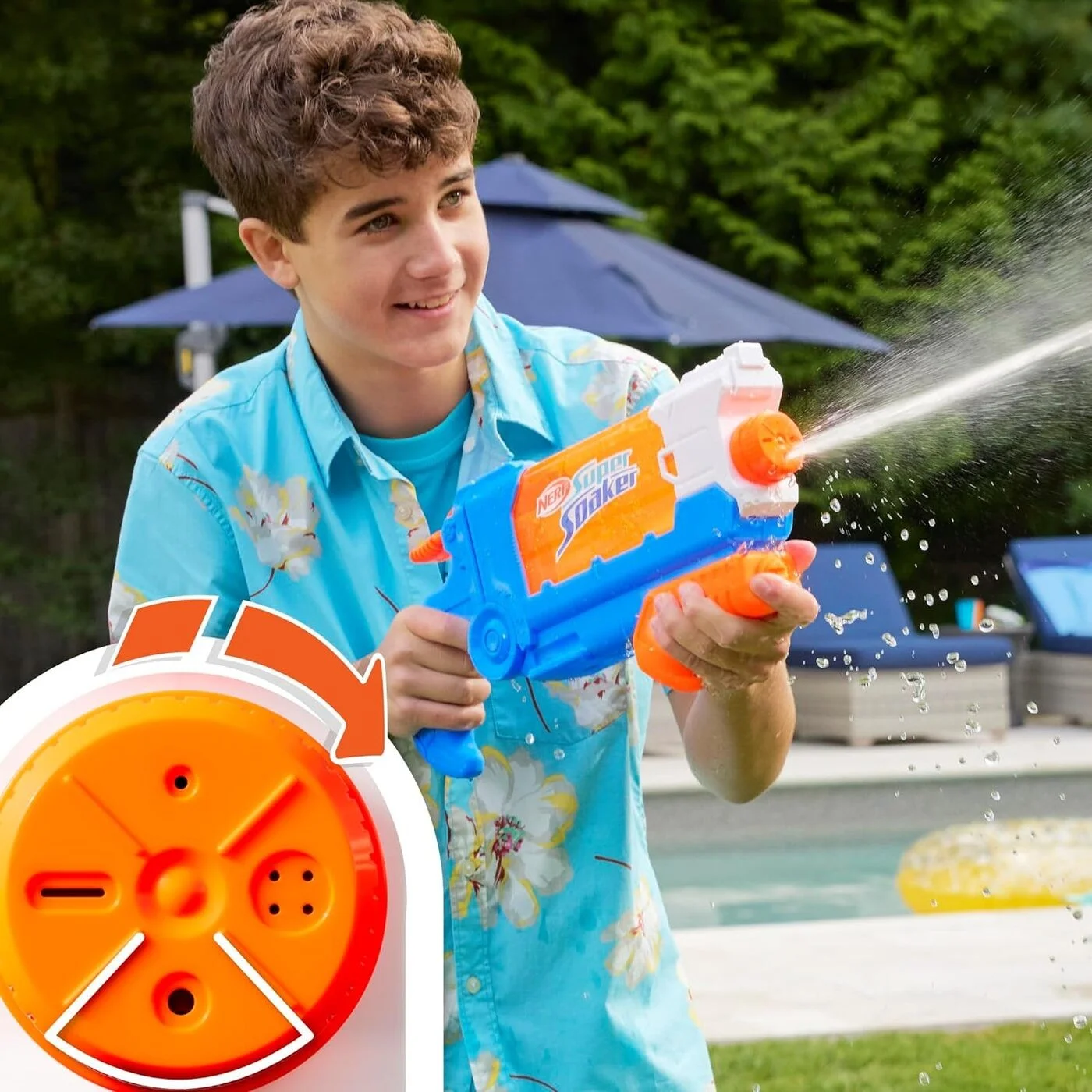 Hasbro Nerf -  Super Soaker , Flip Fill Water Blaster, 4 Spray Styles F8643