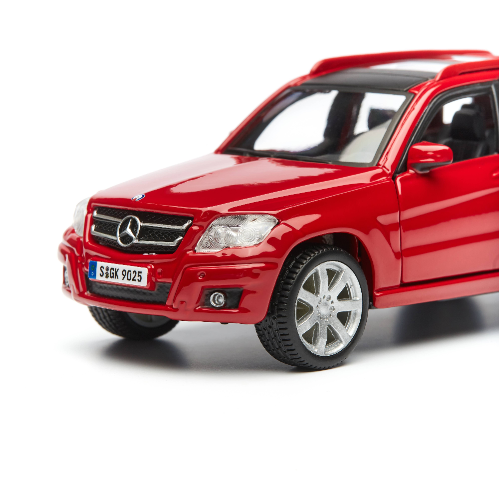 Bburago - 1/32 Mercedes-Benz GLK-Class 18-43016 (18-43000)