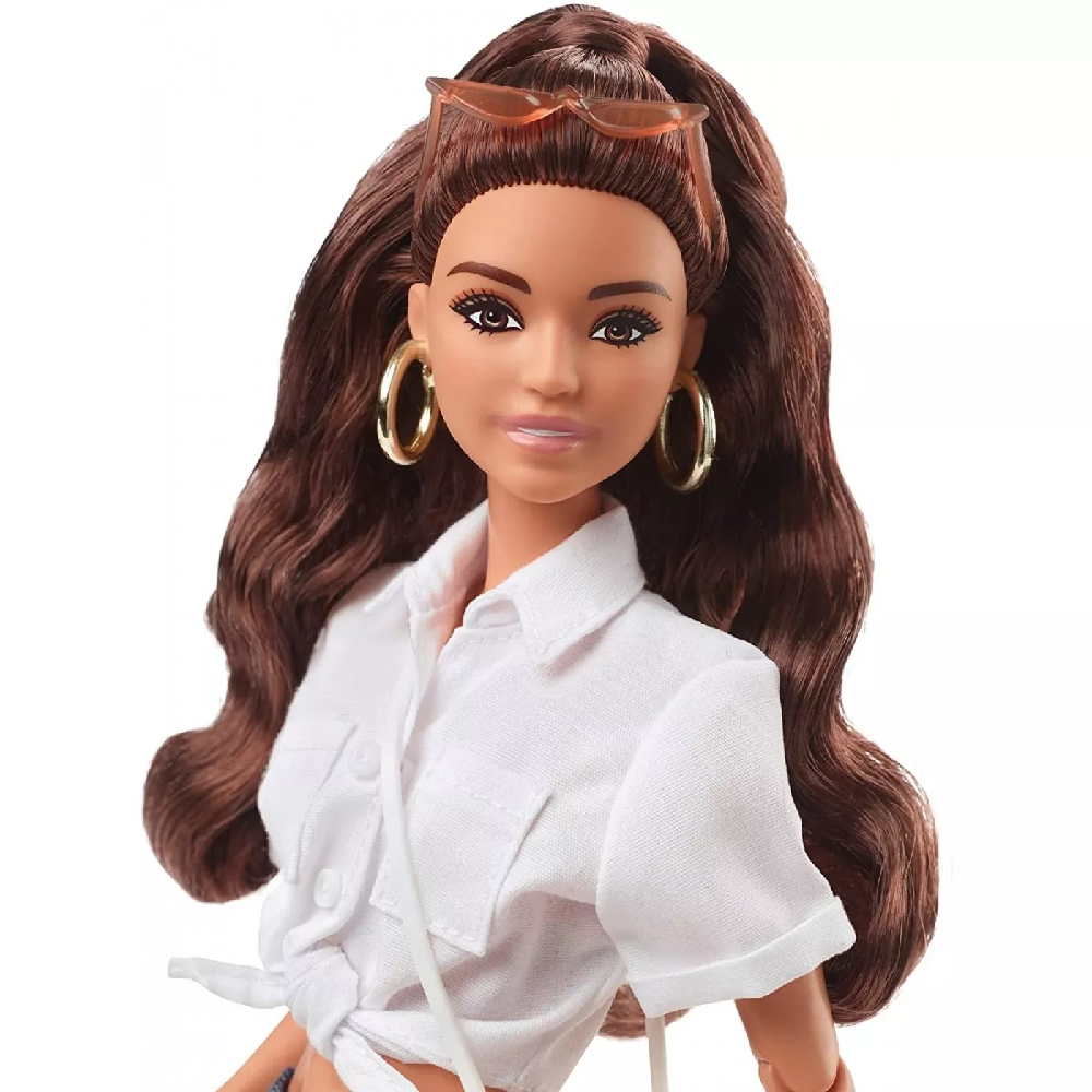 Mattel Barbie - Signature Barbiestyle Fully Posable Fashion Doll Brunette HCB75