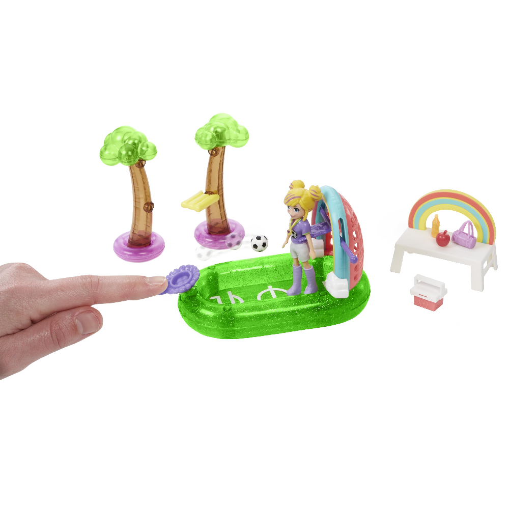 Παιχνιδολαμπάδα Mattel Polly Pocket - Κούκλα Με Ρούχα Και Αξεσουάρ Soccer Splash Pack HDW61 (HDW60)