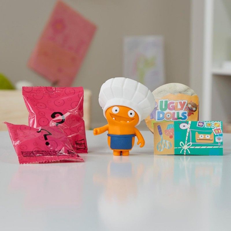 Hasbro Uglydolls - Disguise Savvy Chef Wage Λευκό, E4542 (E4520)